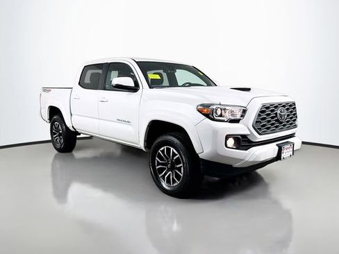 Used 2023 Toyota Tacoma TRD Sport AWD/4WD image 10