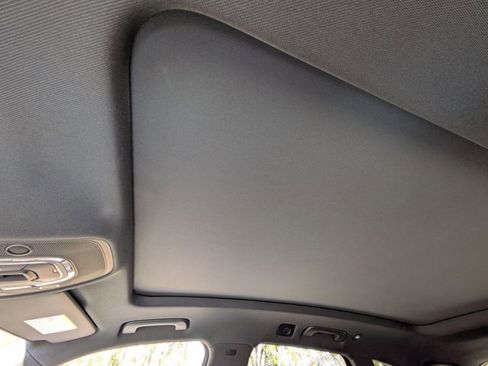 Used 2025 Audi Q5 2.0T Premium image 15