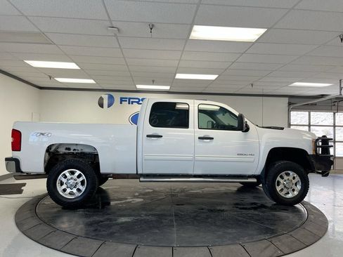 Used 2012 Chevrolet Silverado 2500 LT w/ Convenience Package AWD/4WD image 9