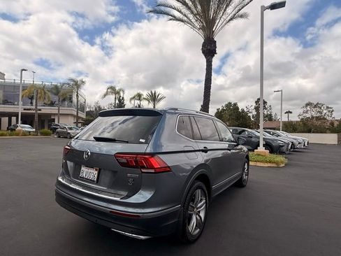 Used 2019 Volkswagen Tiguan SEL Premium AWD/4WD image 6