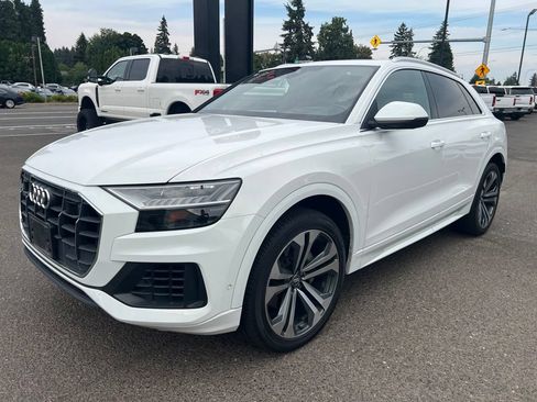 Used 2019 Audi Q8 Prestige AWD/4WD image 2
