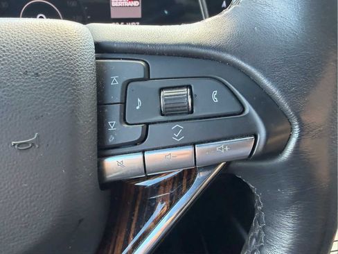 Certified 2023 Cadillac Escalade ESV Premium Luxury w/ LPO, Radiant Package AWD/4WD image 17