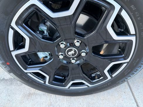 New 2025 Ford Bronco Sport Outer Banks image 25