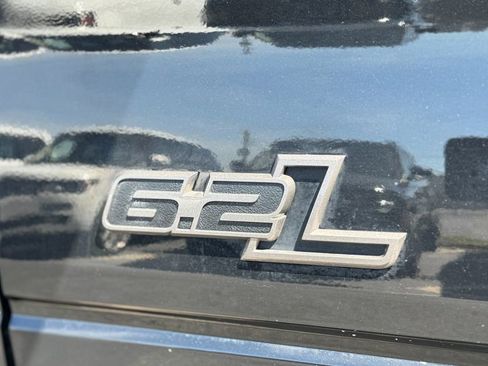 Used 2014 Ford F150 Raptor w/ Equipment Group 801A Luxury AWD/4WD image 9