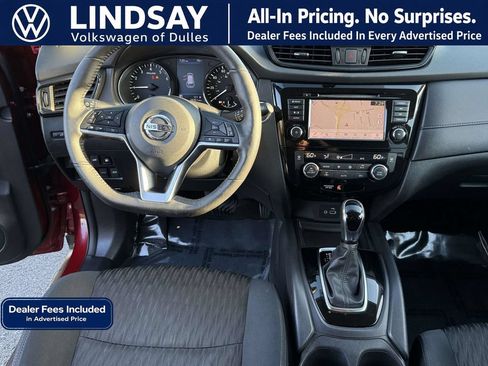 Used 2018 Nissan Rogue SV w/ Premium Package AWD/4WD image 10