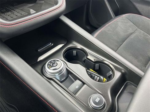 Certified 2025 Ford Explorer ST image 23