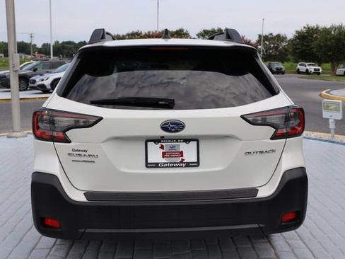 Certified 2024 Subaru Outback Premium AWD/4WD image 4