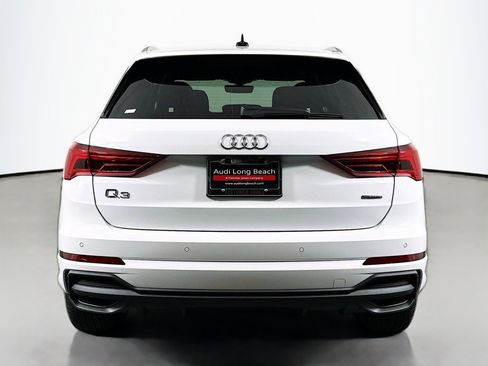 Used 2025 Audi Q3 2.0T Premium w/ Convenience Package AWD/4WD image 3