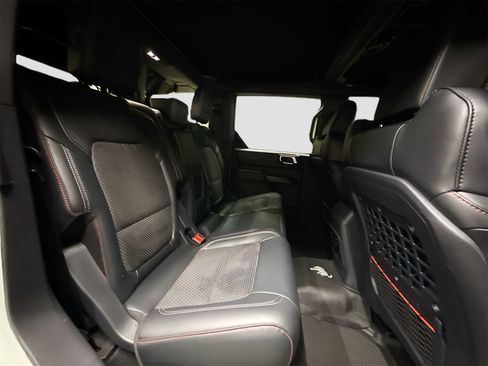 Used 2024 Ford Bronco Raptor image 27