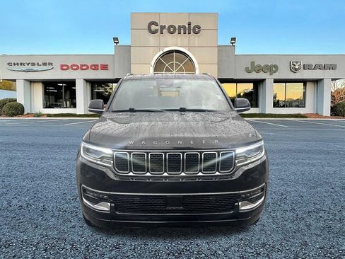 Used 2024 Jeep Wagoneer 2WD image 8