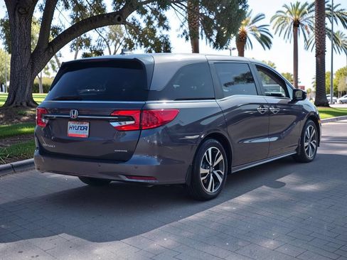 Used 2024 Honda Odyssey Touring image 5