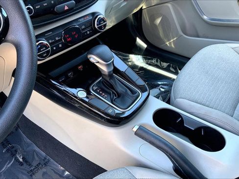 Used 2022 Kia Soul S FWD image 17