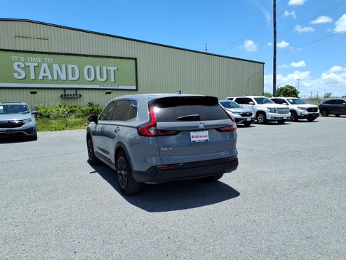 Certified 2026 Honda CR-V EX image 6