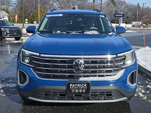 Used 2025 Volkswagen Atlas SE image 24