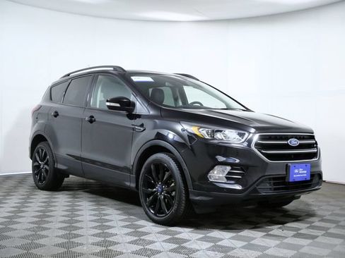 Certified 2019 Ford Escape Titanium AWD/4WD image 1