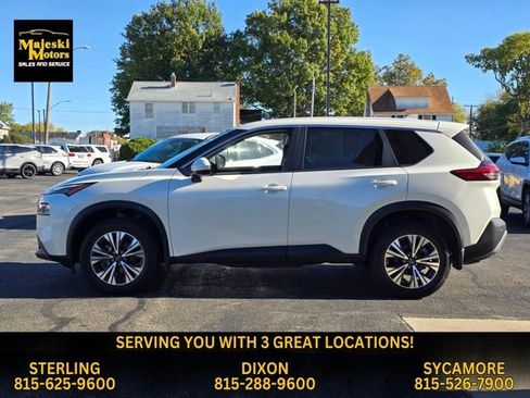 Used 2023 Nissan Rogue SV image 4