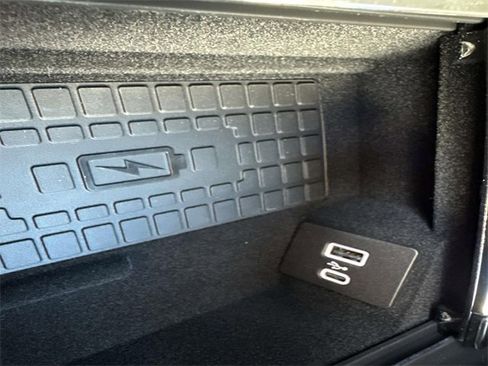 New 2026 Lincoln Corsair Premiere image 22