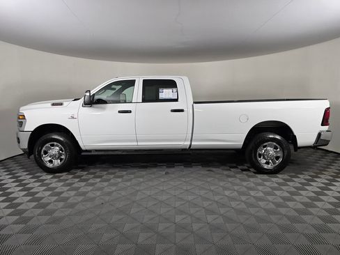 Used 2025 RAM 3500 Tradesman AWD/4WD image 6