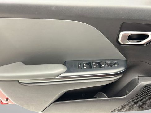 Used 2025 Kia K4 FWD image 13