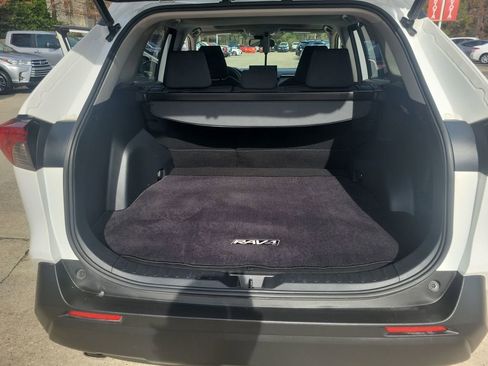 Certified 2019 Toyota RAV4 XLE image 19