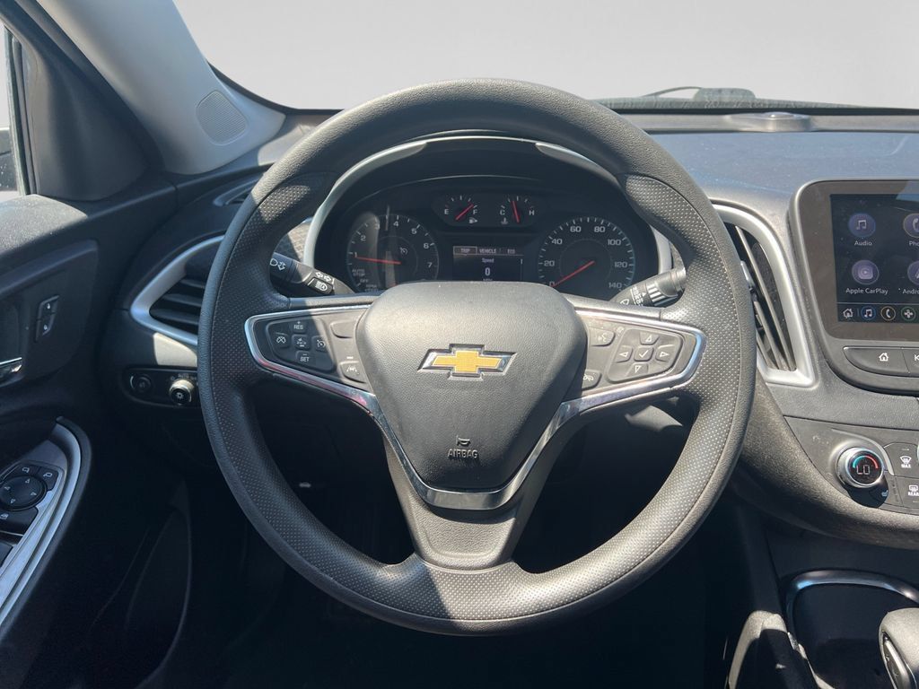 Used 2024 Chevrolet Malibu LT FWD image 15