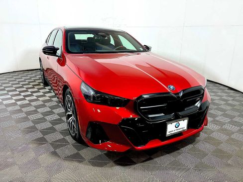 Used 2024 BMW i5 M60 w/ Premium Package image 2