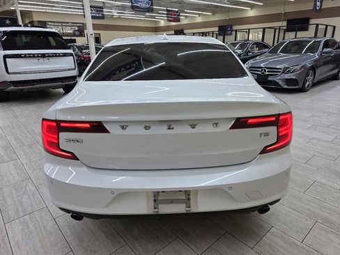 Used 2017 Volvo S90 T5 Momentum w/ Vision Package FWD image 7