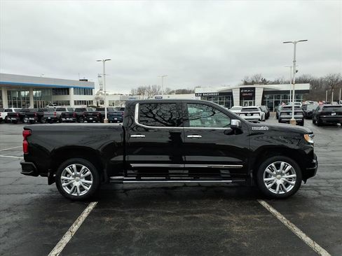 Certified 2022 Chevrolet Silverado 1500 High Country w/ High Country Premium Package image 8
