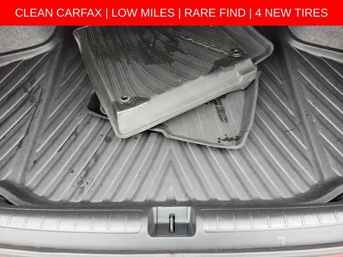 Used 2018 Honda Accord Touring image 12