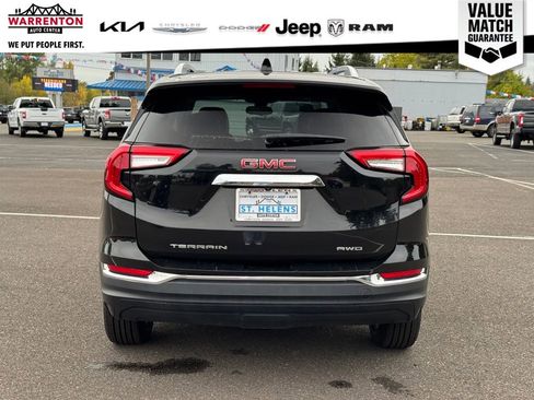Used 2023 GMC Terrain SLT image 5