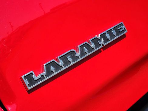 Used 2024 RAM 1500 Laramie AWD/4WD image 13