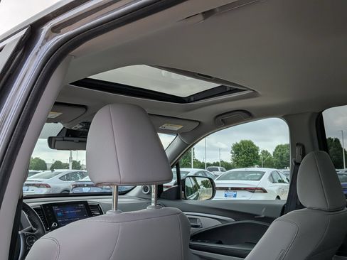 Certified 2023 Honda Ridgeline RTL-E image 25