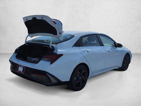 New 2026 Hyundai Elantra SEL Sport Premium w/ Cargo Package image 4