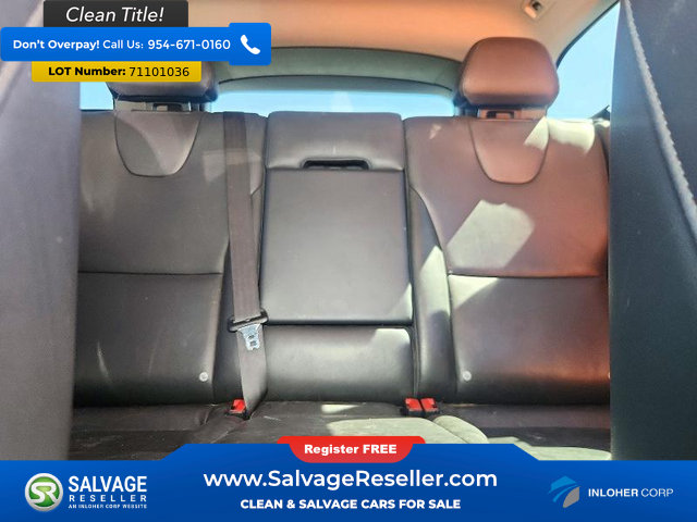 Used 2016 Volvo XC60 T6 w/ Proximity Package FWD image 13