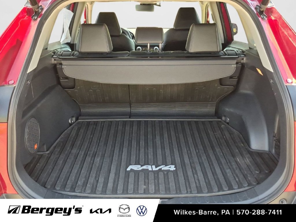 Used 2019 Toyota RAV4 Limited w/ Advanced Technology Package AWD/4WD image 25