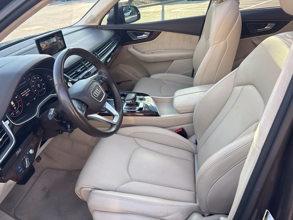 Used 2018 Audi Q7 3.0T Prestige w/ Prestige Package AWD/4WD image 17