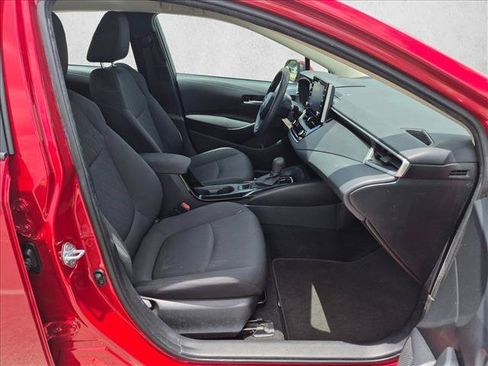 Used 2021 Toyota Corolla LE FWD image 21