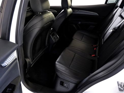 Used 2023 Maserati Grecale GT image 39