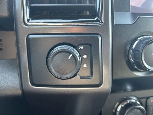 Used 2020 Ford F150 XLT w/ Equipment Group 302A Luxury image 6