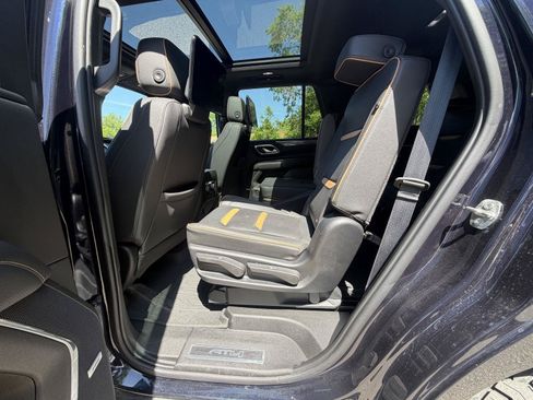 Used 2023 GMC Yukon AT4 w/ AT4 Premium Package AWD/4WD image 20