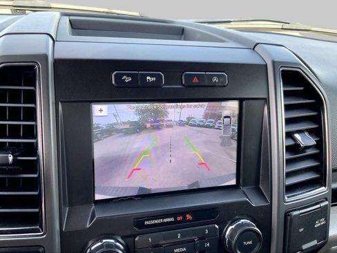 Used 2018 Ford F150 XLT w/ Equipment Group 302A Luxury AWD/4WD image 23