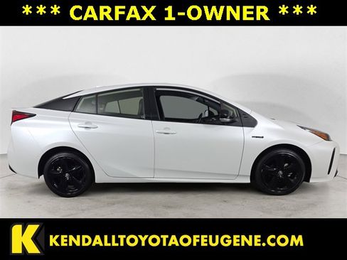 Used 2021 Toyota Prius image 6