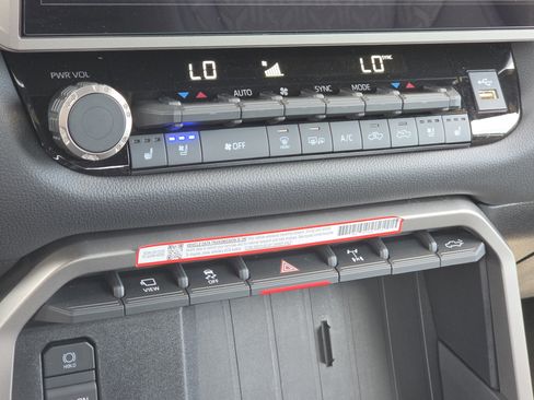 Certified 2025 Toyota Tundra Limited w/ TRD Off-Road Package image 22