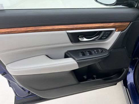 Used 2020 Honda CR-V Touring image 24