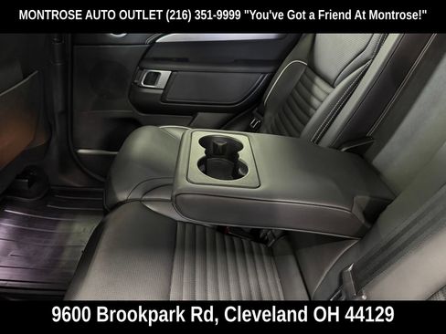 Used 2022 Land Rover Discovery HSE R-Dynamic AWD/4WD image 39