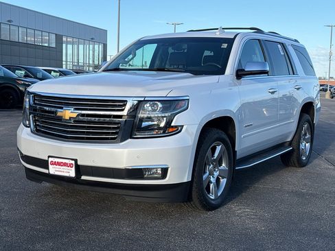 Used 2018 Chevrolet Tahoe Premier image 2