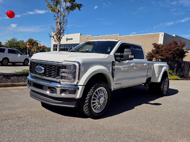 Used 2024 Ford F450 Lariat w/ Lariat Ultimate Package AWD/4WD image 4