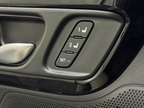 Used 2025 Acura ADX A-Spec image 16