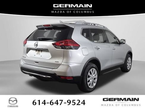 Used 2017 Nissan Rogue S w/ S Appearance Package AWD/4WD image 7