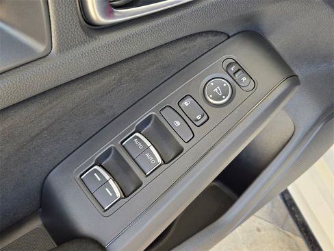 Used 2024 Honda Civic Type R image 12